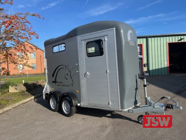 Cheval Liberte Touring One Horse Trailer