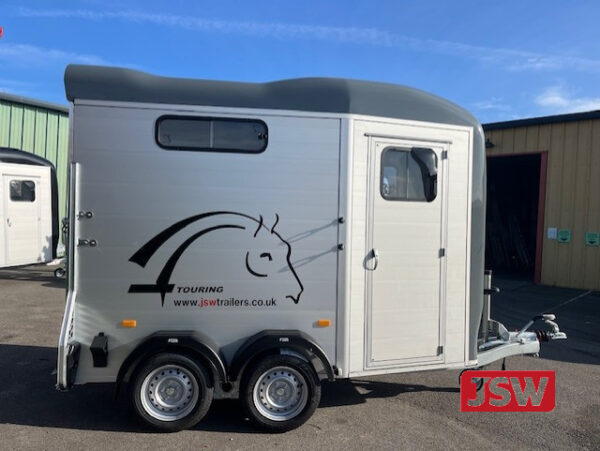 Cheval Liberte Touring One Horse Trailer