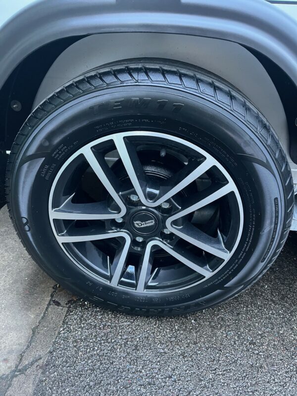 C700 alloy wheels example