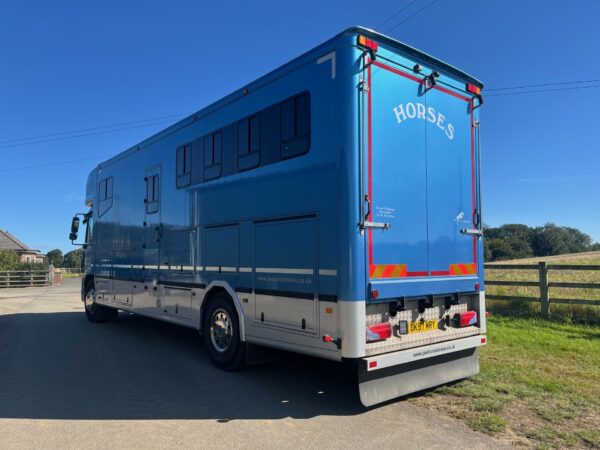 JSW CARLTON HGV HORSEBOX