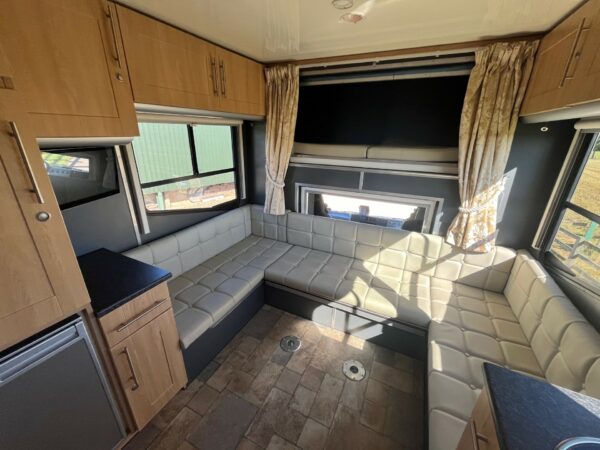 Living suit on Carlton HGV event horsebox - taster of its spceification and design - immaculately presented