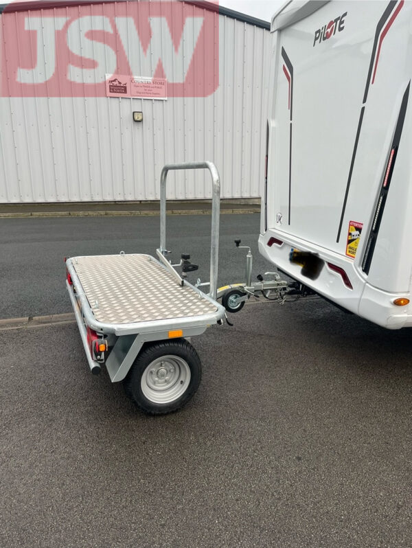 Debon Roadster Camp Transverse Trailer