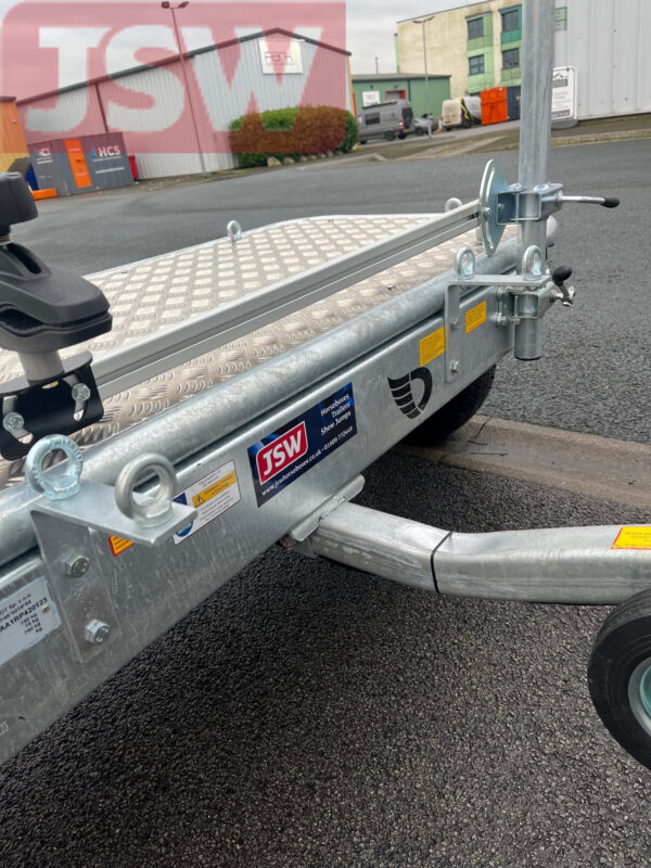 Why not discover the new Debon MOTO Compact Transverse Trailer which is specially designed for motorhome and motorcycle enthusiasts?   